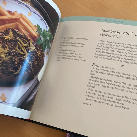 Williams Sonoma Fish cookbook - Picture 6 of 7